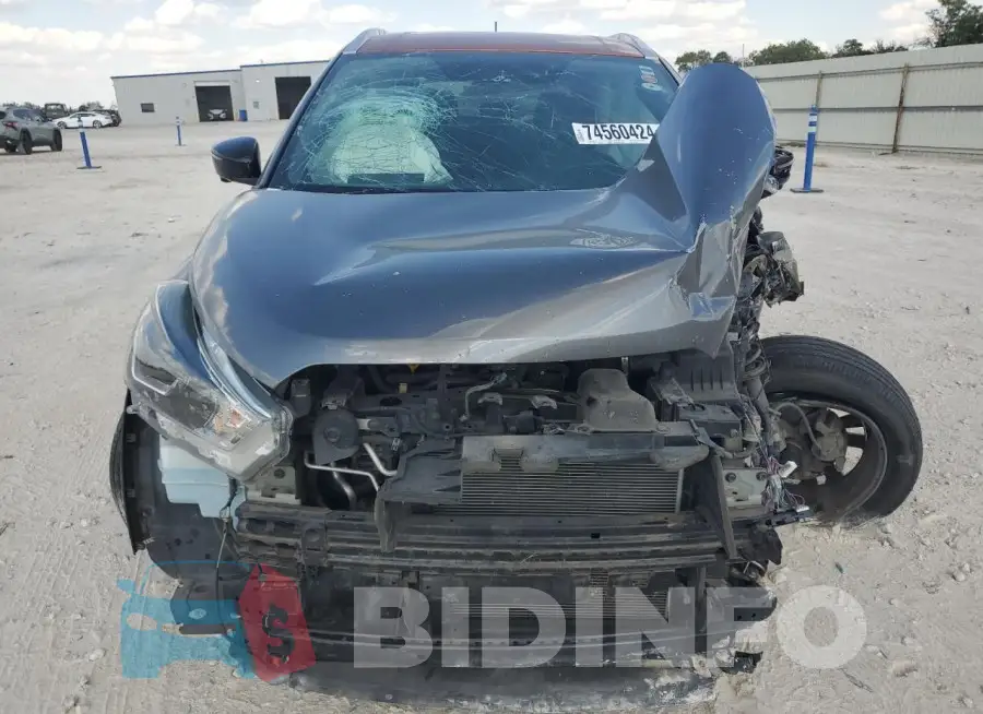 3N1CP5CU4JL504580 Photo# 5