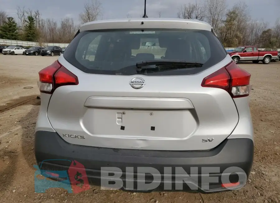 3N1CP5CU4JL539653 Photo# 6