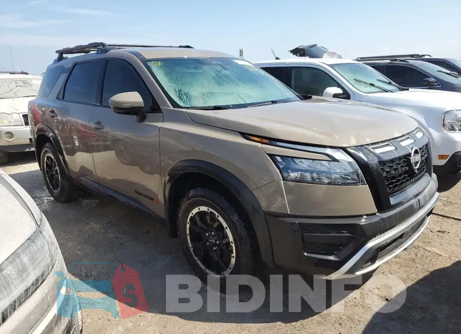 5N1DR3BD1PC242728 Photo# 4