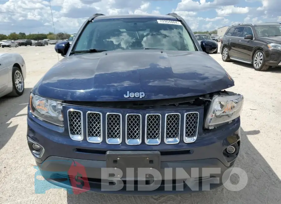 1C4NJDEB3GD557752 Photo# 5