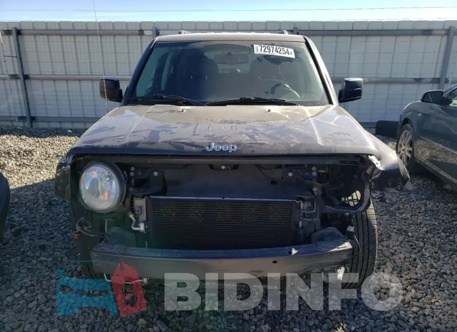 1C4NJRFB6HD175339 Photo# 5