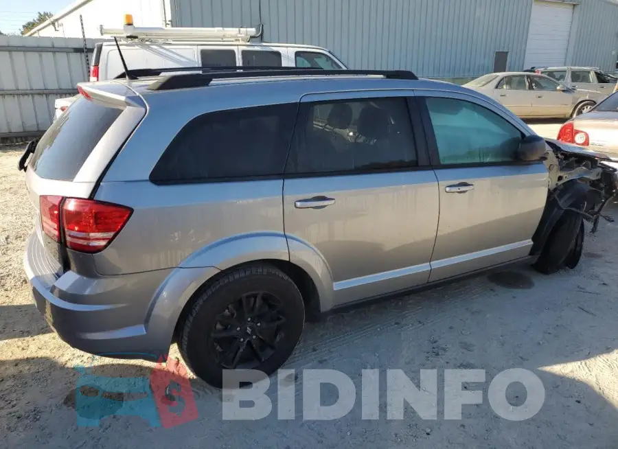 3C4PDCAB9LT201715 Photo# 3