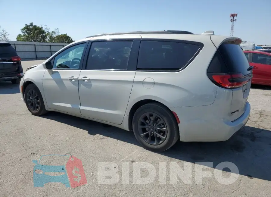 2C4RC1BG1MR592776 Photo# 2
