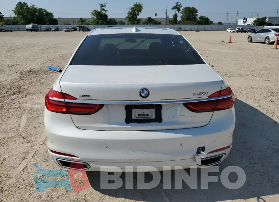 WBA7F2C54JG423721 Photo# 6