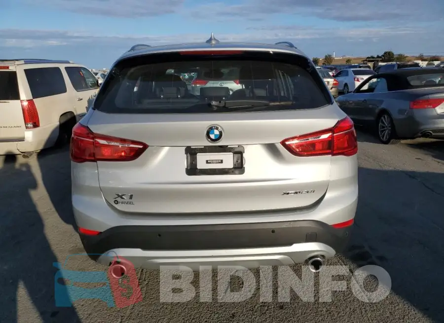 WBXJG9C02M5S30764 Photo# 6