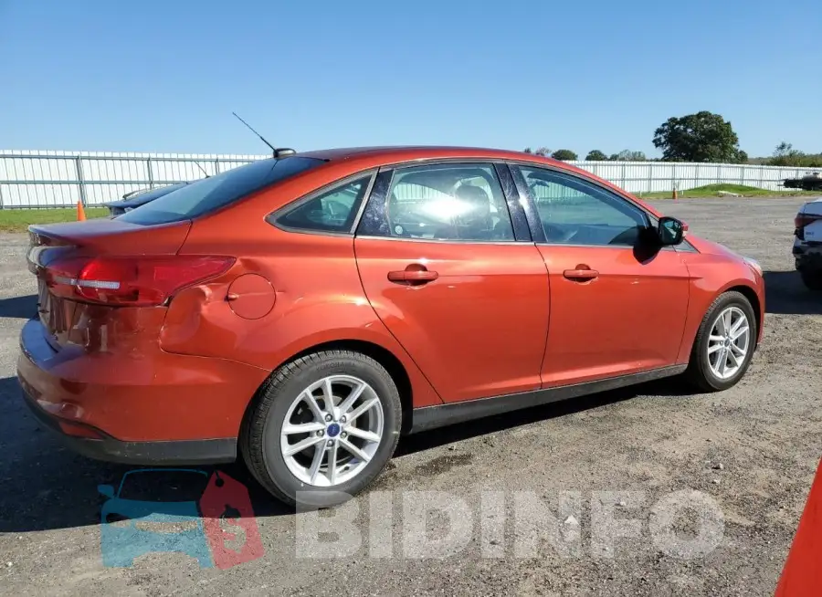 1FADP3F2XJL239231 Photo# 3