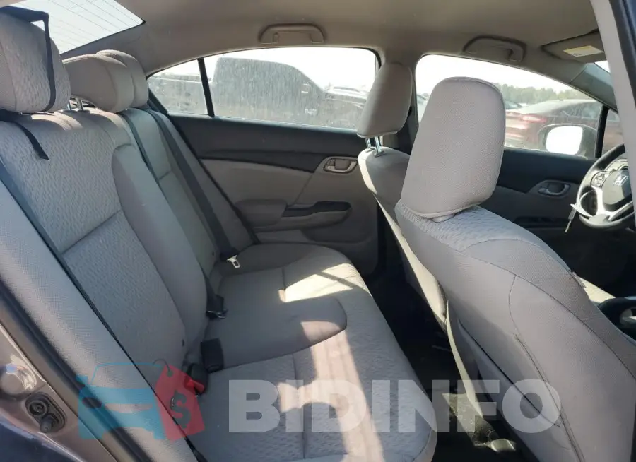 19XFB2F50FE031025 Photo# 10
