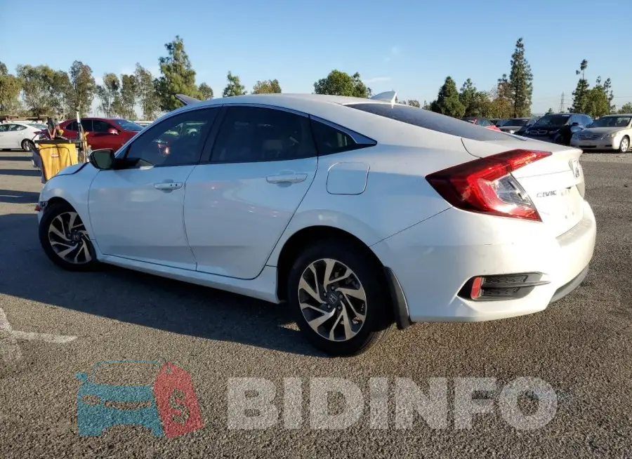 19XFC2F77HE066758 Photo# 2
