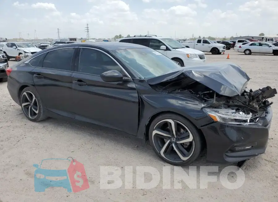 1HGCV2F30KA008142 Photo# 4