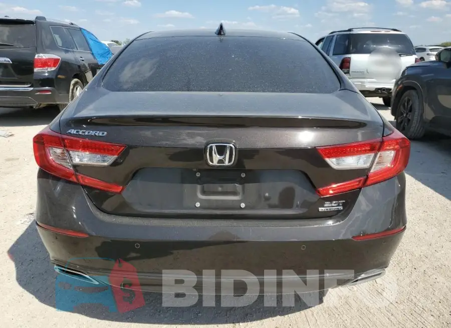 1HGCV2F92JA001566 Photo# 6