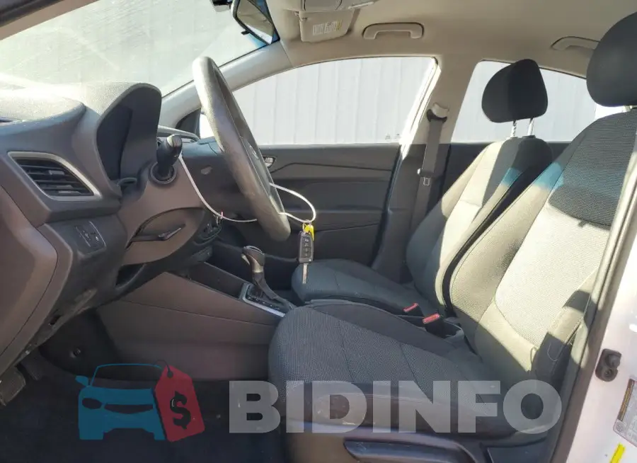 3KPC24A32KE064932 Photo# 7