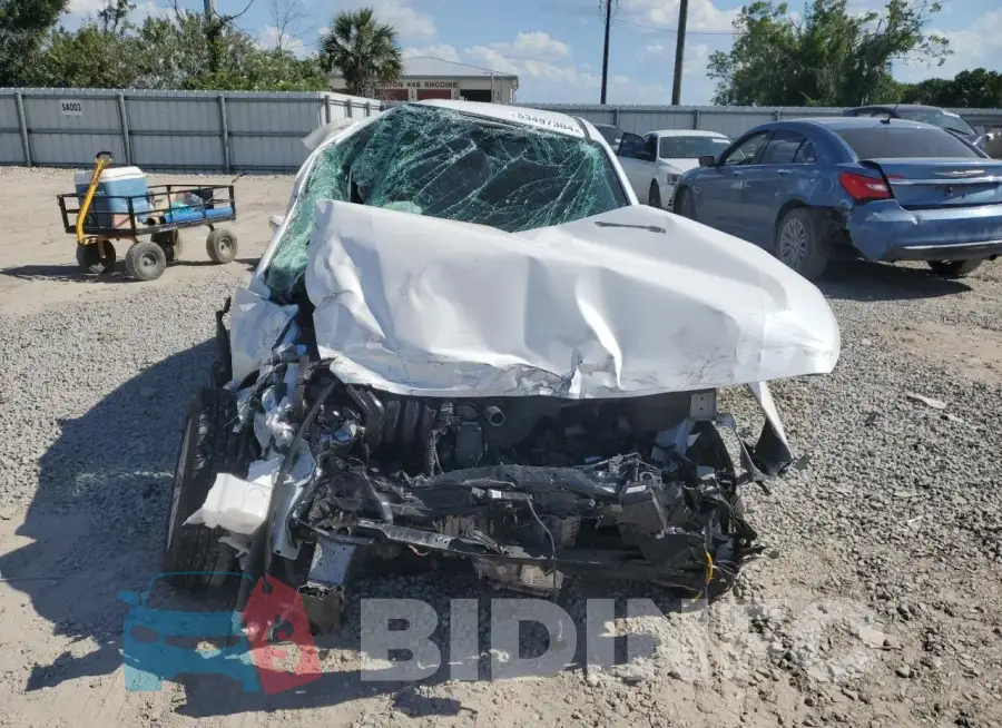 3KPC24A61NE186423 Photo# 5