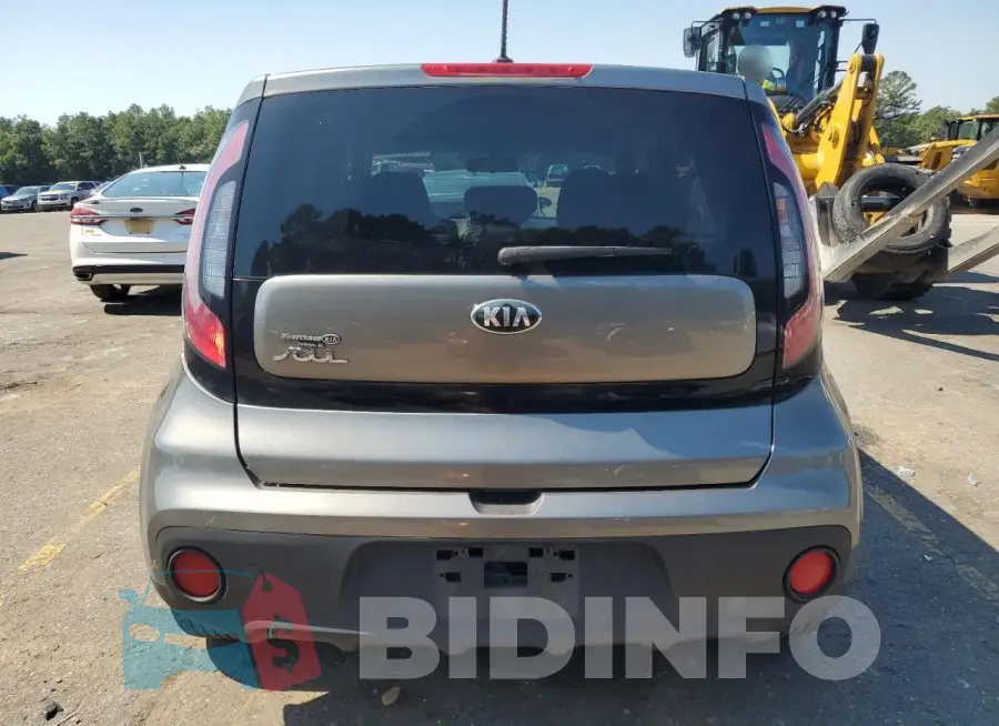 KNDJN2A29J7608822 Photo# 6