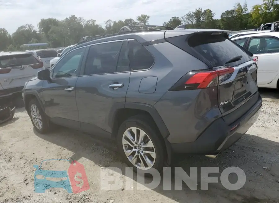 2T3Y1RFV6KC031082 Photo# 2