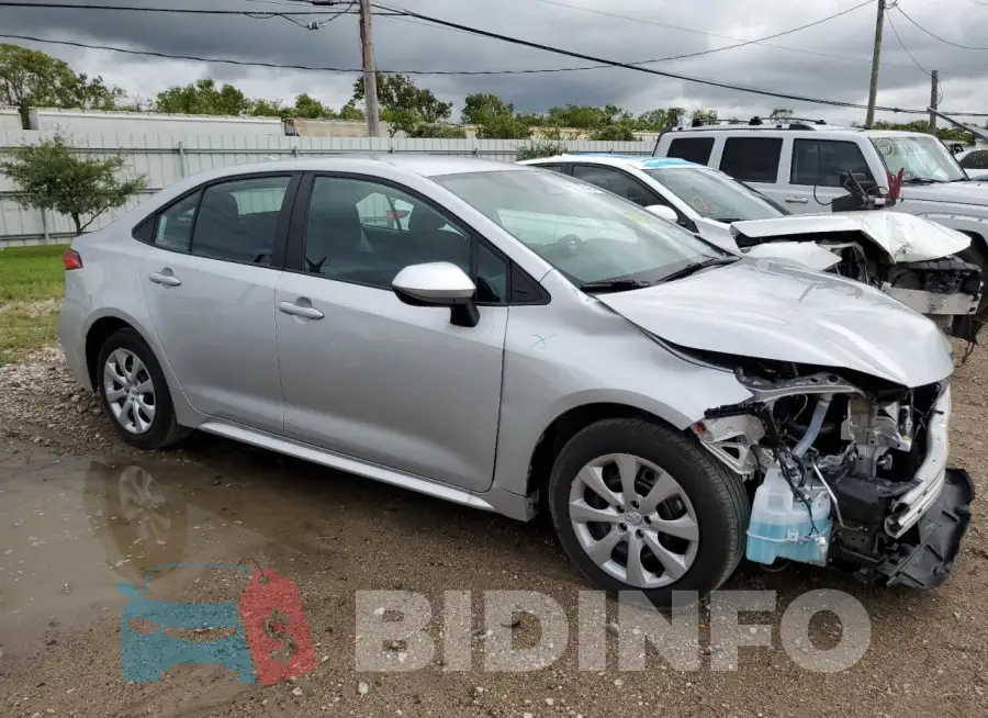 5YFB4MDE8RP118925 Photo# 4