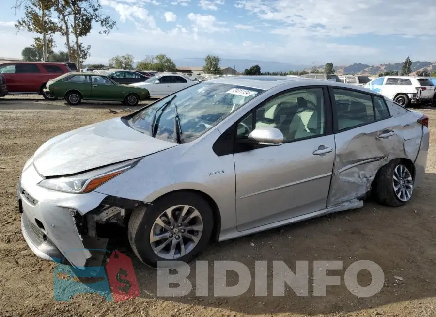 JTDKAMFU8N3174136 Photo# 1
