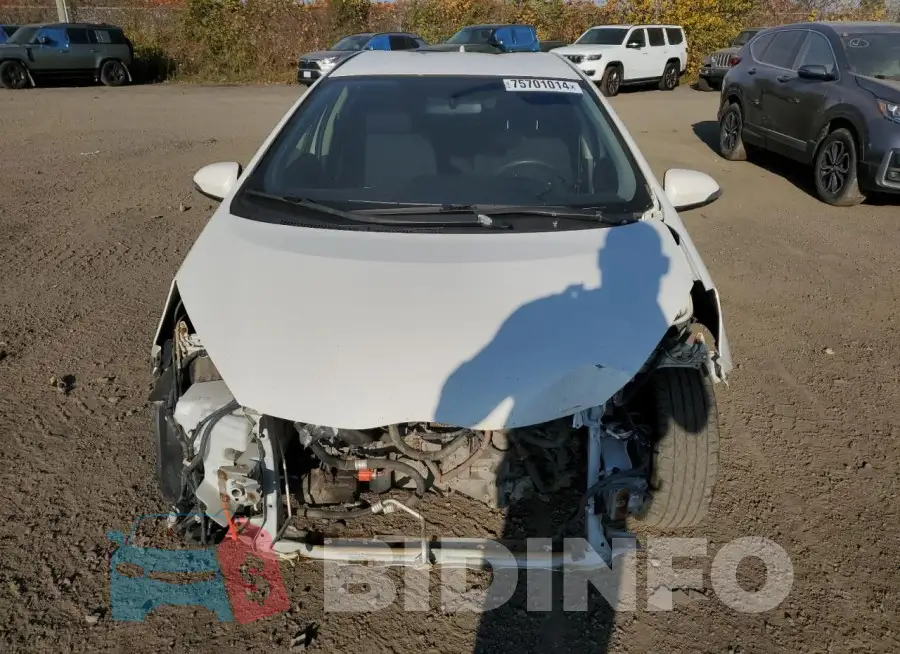 JTDKDTB30F1581296 Photo# 5