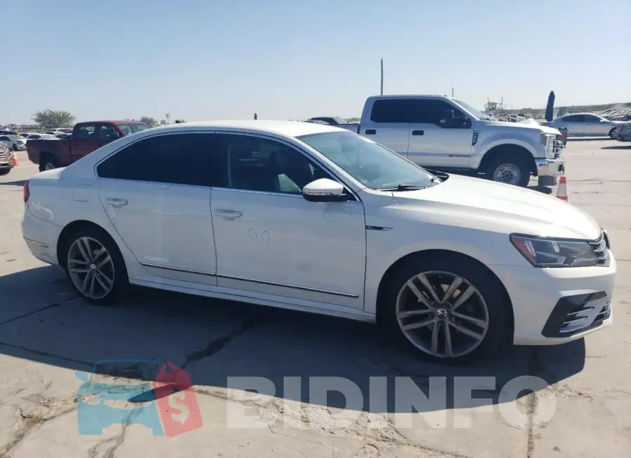 1VWDT7A39HC009751 Photo# 4