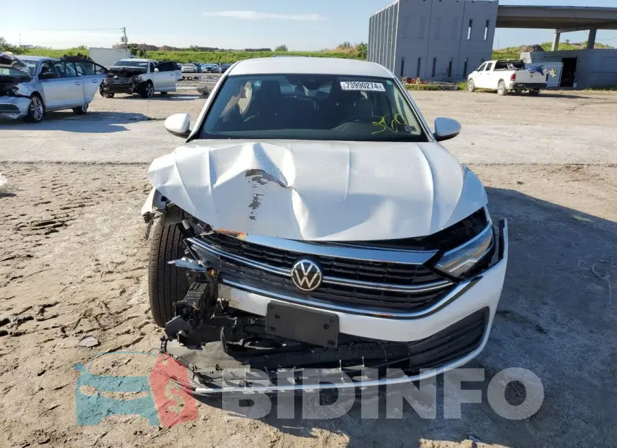 3VW5M7BU7RM013340 Photo# 5