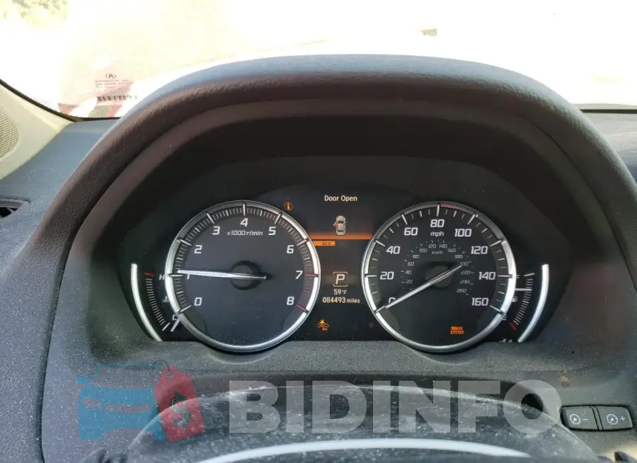 19UUB2F53JA009833 Photo# 9
