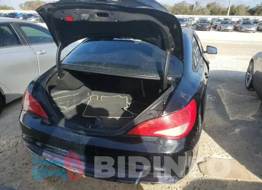 WDDSJ4EB6JN588018 Photo# 6
