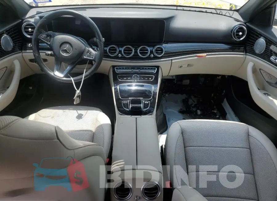 WDDZF4JB4HA148645 Photo# 8
