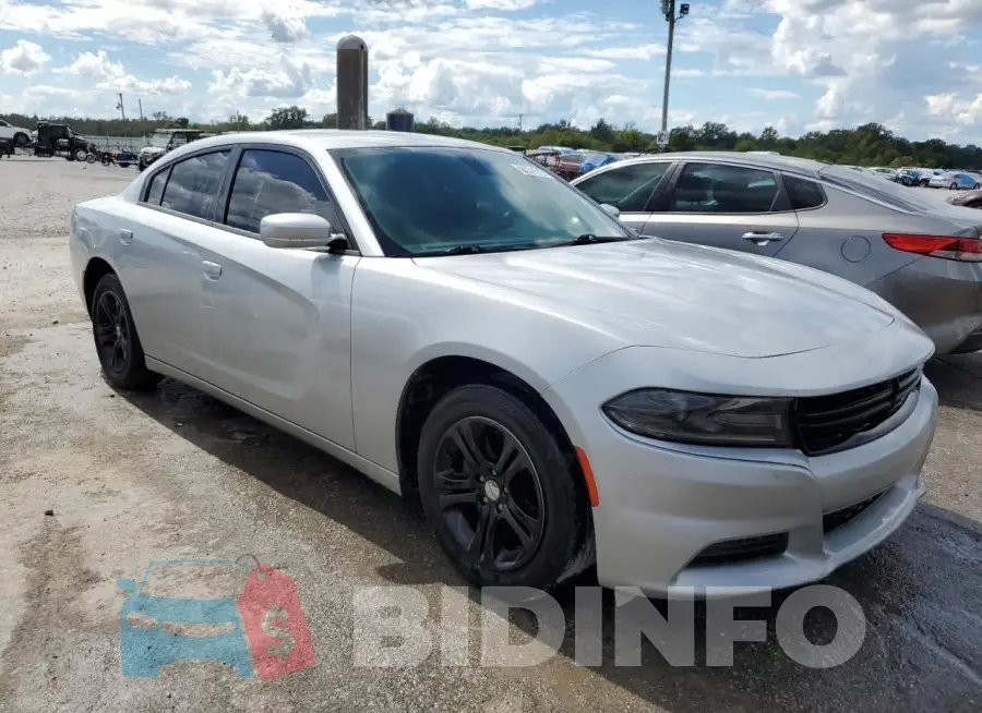 2C3CDXBG6KH742975 Photo# 4