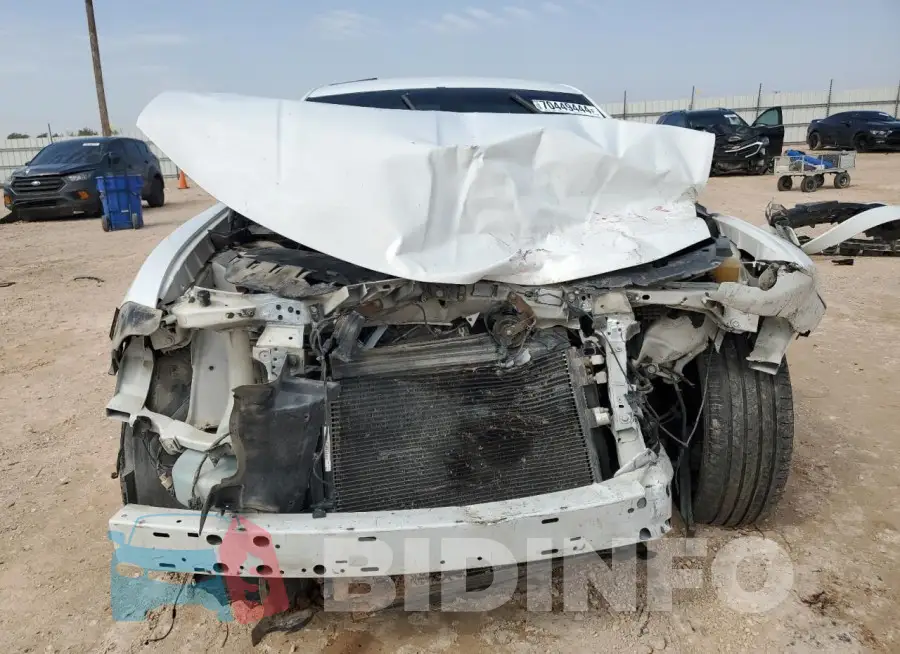 2C3CDXBG8KH714174 Photo# 5
