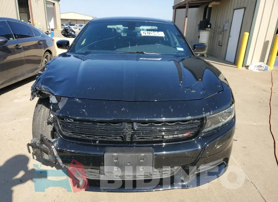 2C3CDXBG8PH551663 Photo# 5