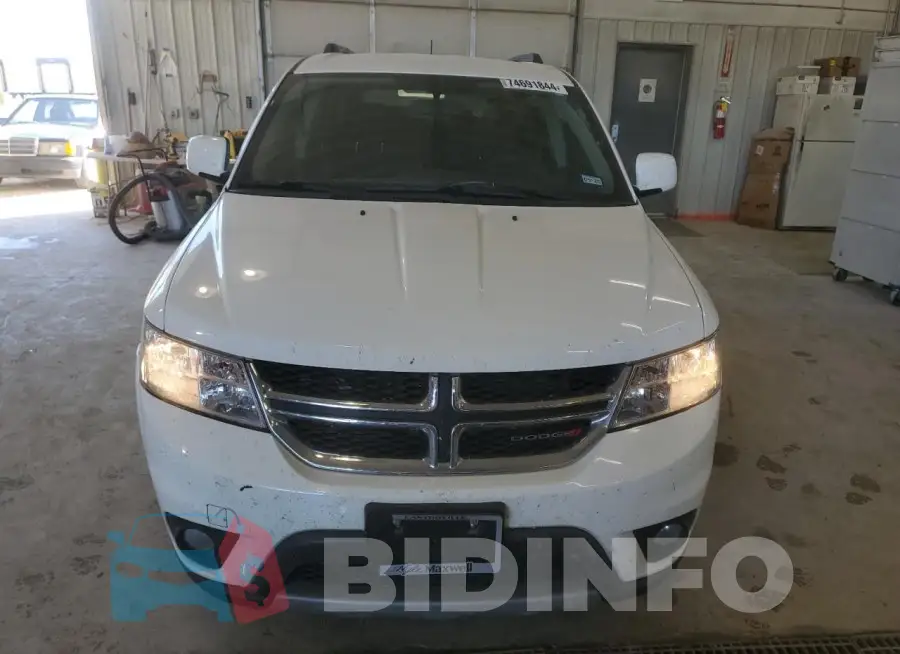 3C4PDCBG7HT571384 Photo# 5