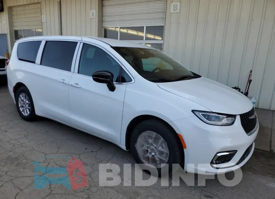 2C4RC1FG5RR120582 Photo# 4