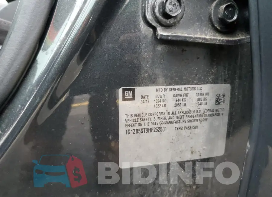 1G1ZB5ST9HF252501 Photo# 12
