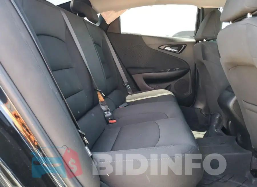 1G1ZG5ST3PF236388 Photo# 10