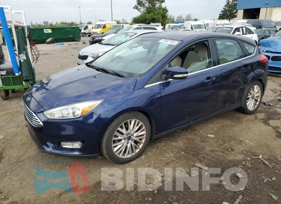 1FADP3N28GL233633 Photo# 1