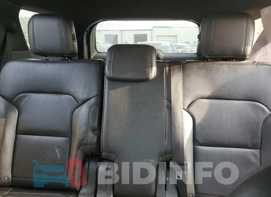 1FM5K8D82HGD38576 Photo# 10