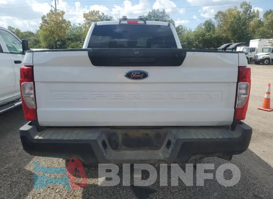 1FT7X2B67NEE20470 Photo# 6