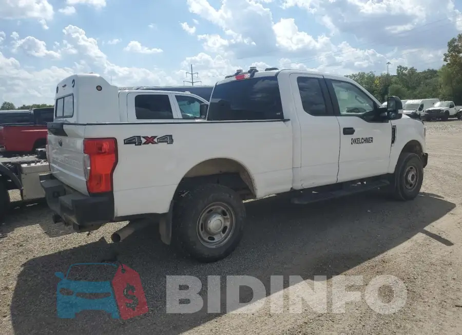 1FT7X2B67NEE20470 Photo# 3