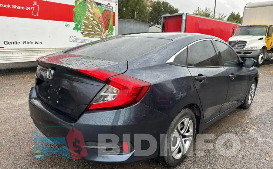 19XFC2F57HE024640 Photo# 4