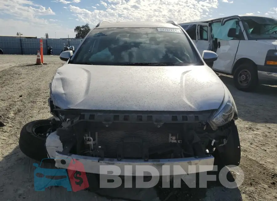KNDCB3LC5L5396996 Photo# 5