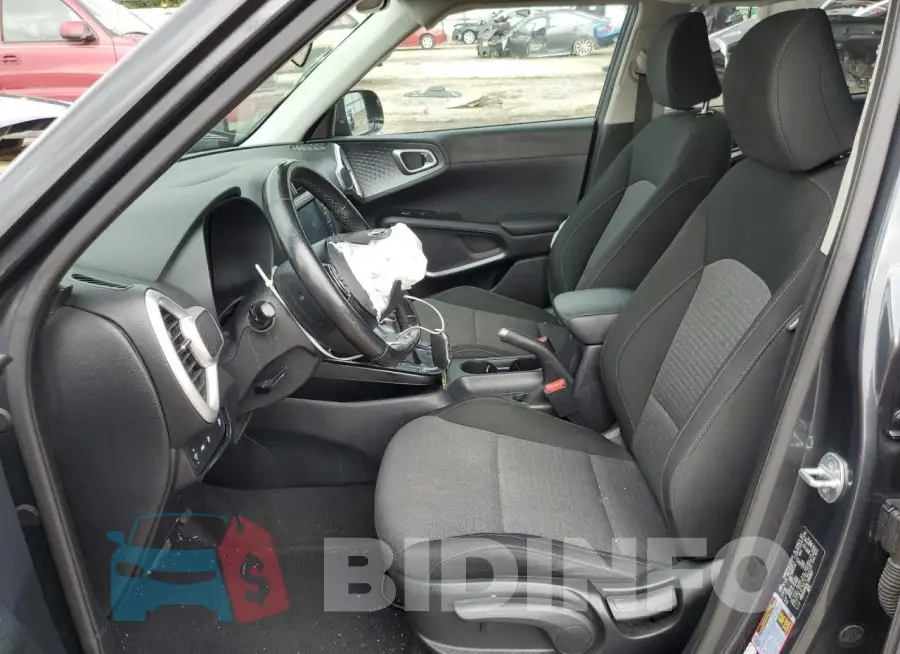 KNDJ63AUXL7090887 Photo# 7