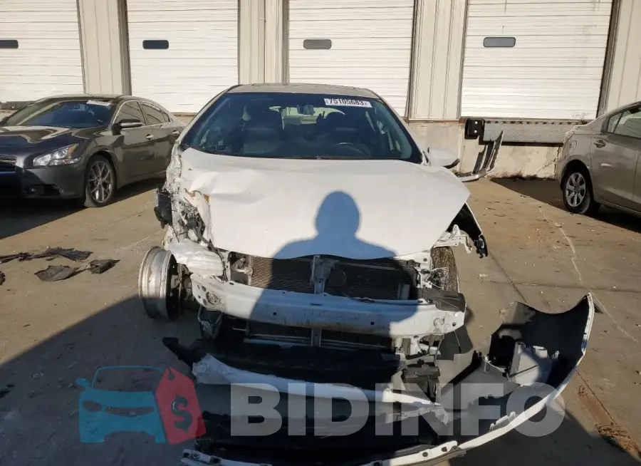 JTDKDTB31F1089604 Photo# 5