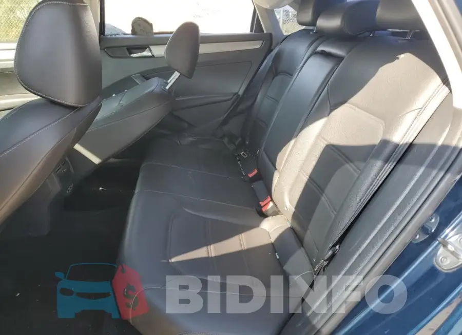 1VWSA7A32LC015087 Photo# 10