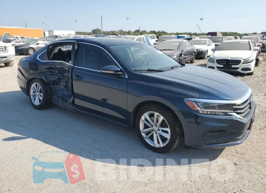 1VWSA7A32LC015087 Photo# 4