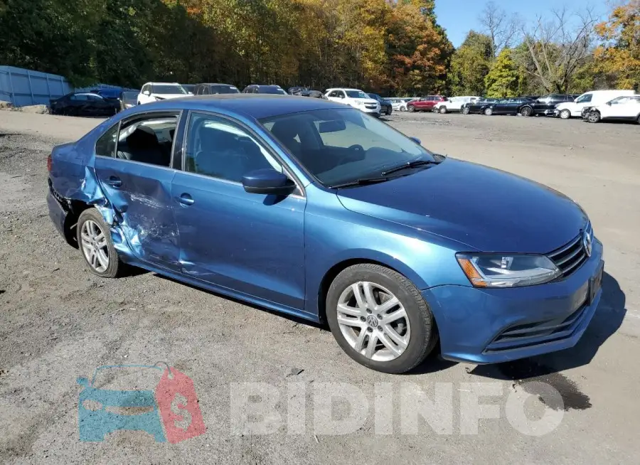 3VW2B7AJ3HM213257 Photo# 4