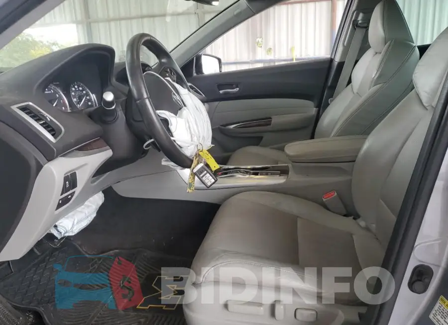 19UUB2F57FA015206 Photo# 7
