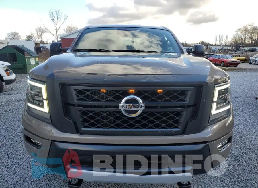 1N6AA1FB9NN104042 Photo# 5
