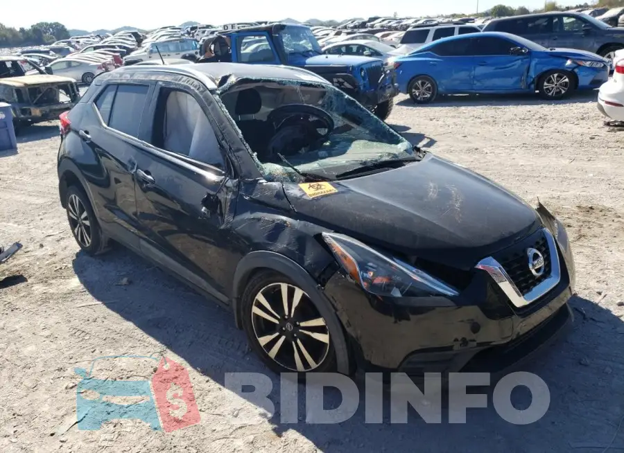 3N1CP5CU5KL562845 Photo# 4