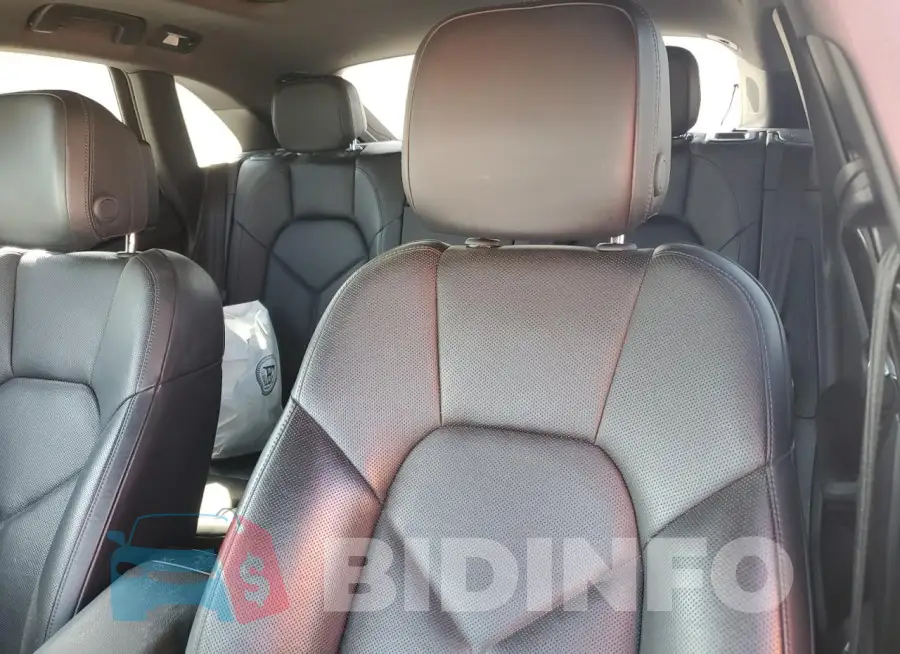 WP1AB2A53LLB31252 Photo# 10