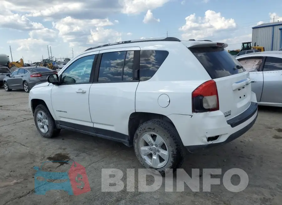 1C4NJCBA5GD574512 Photo# 2