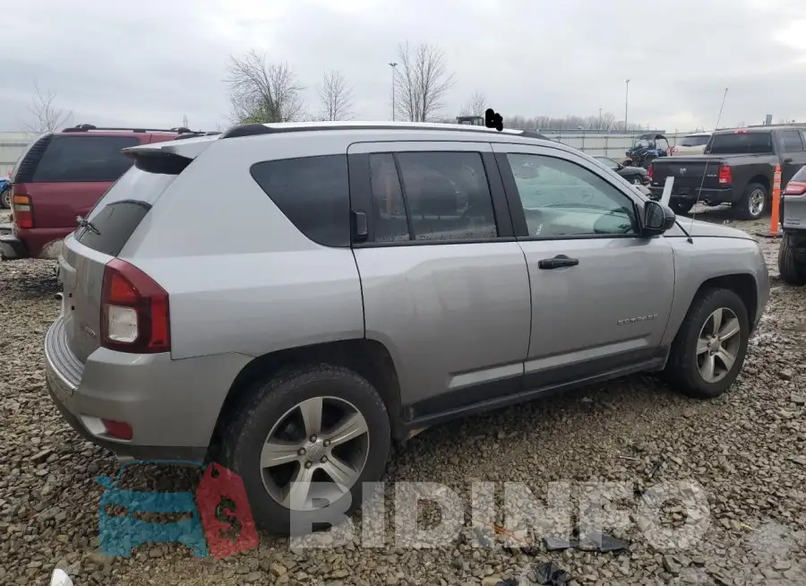 1C4NJDEB6GD785616 Photo# 3